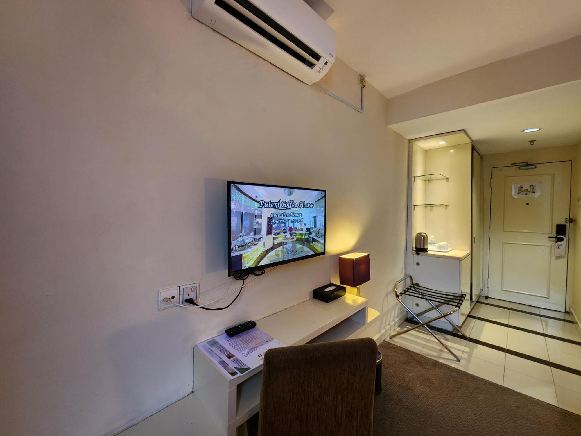 The Grand Puteri Hotel Κουάλα Τερενγκάνου Εξωτερικό φωτογραφία