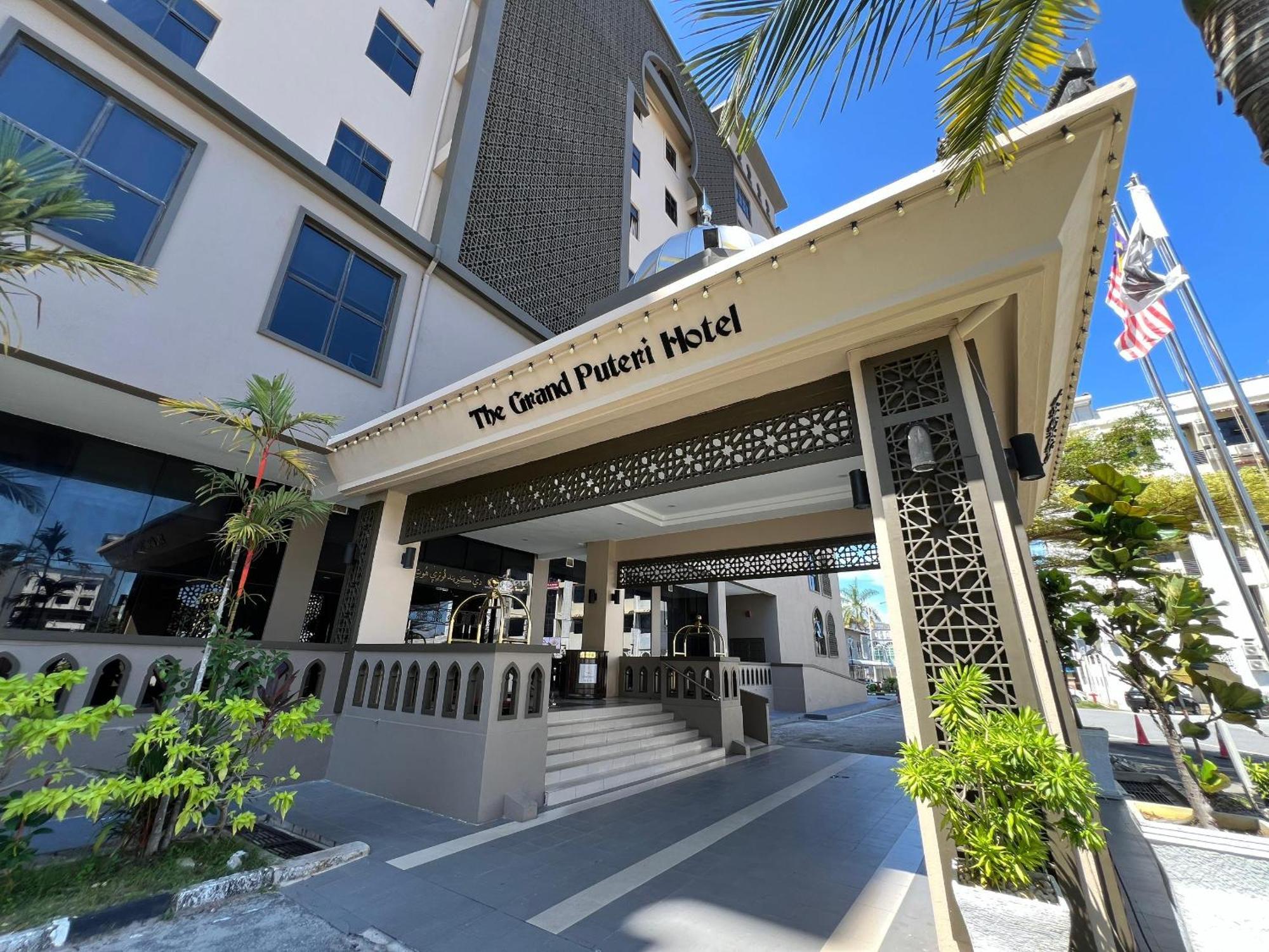 The Grand Puteri Hotel Κουάλα Τερενγκάνου Εξωτερικό φωτογραφία